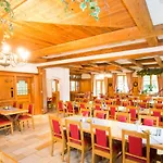 Hotel Landgasthof Geser *