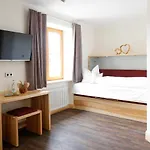 Landgasthof Geser *