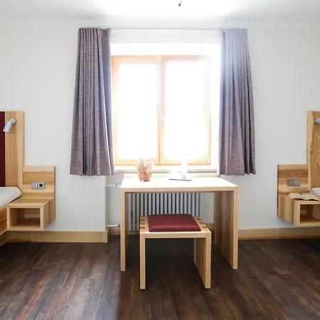 Landgasthof Geser Hotel *