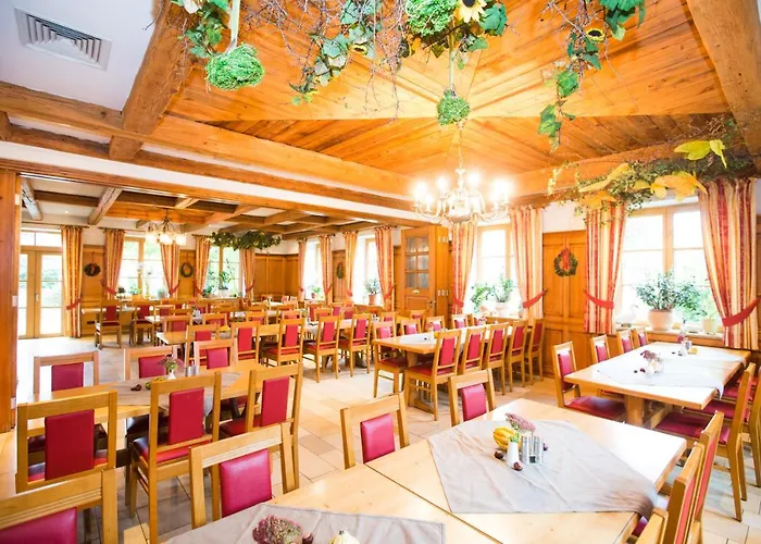 Landgasthof Geser * Sarching